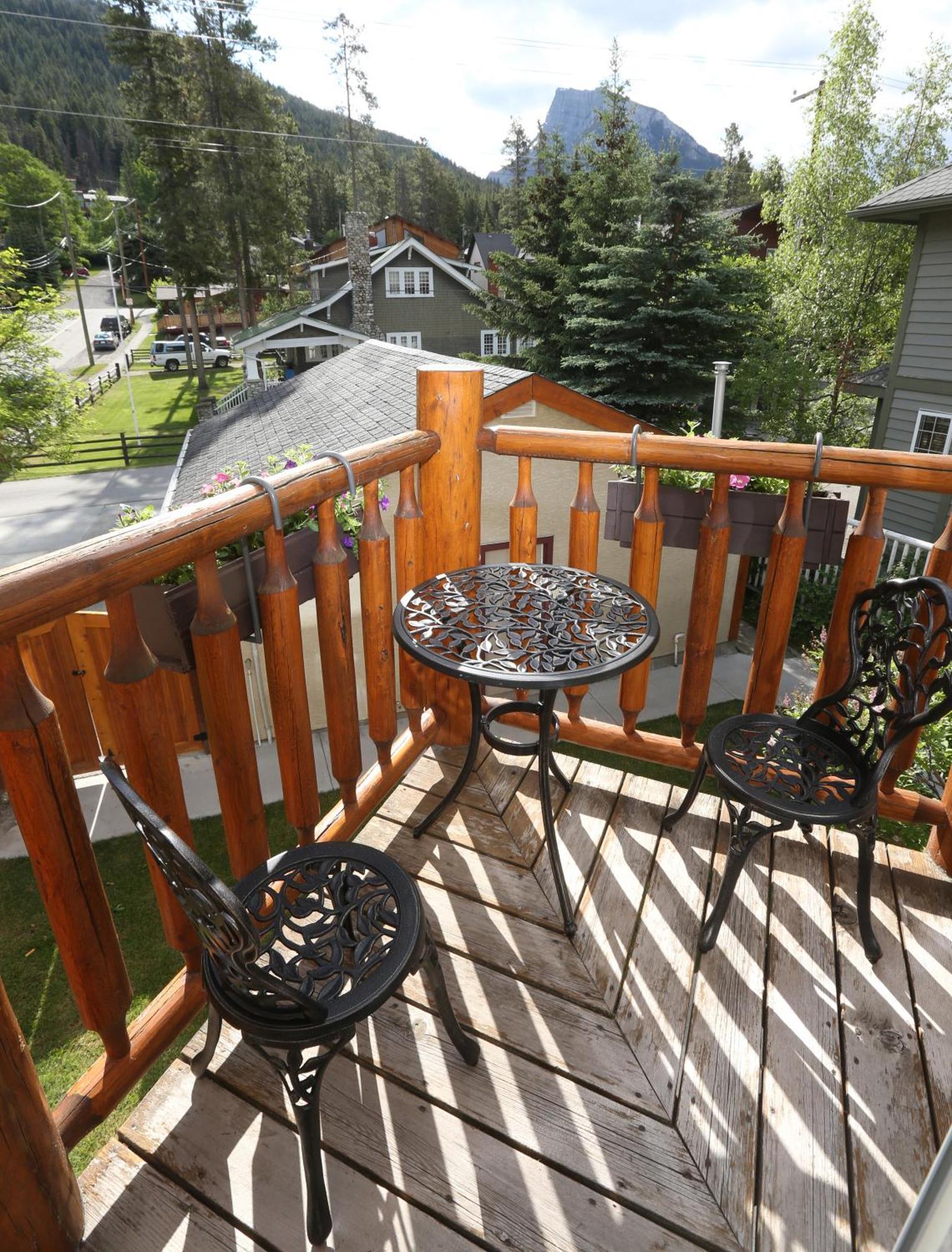 Beaujolais Boutique B&B at Thea's House Banff Extérieur photo