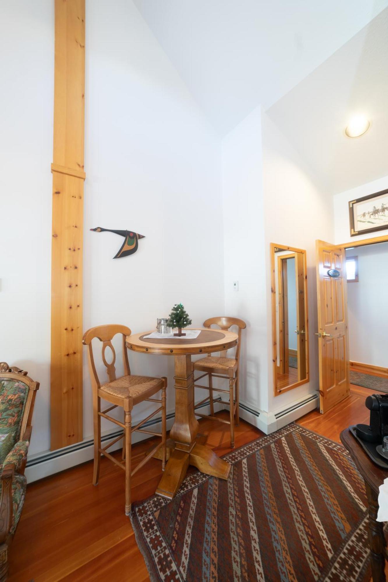 Beaujolais Boutique B&B at Thea's House Banff Extérieur photo